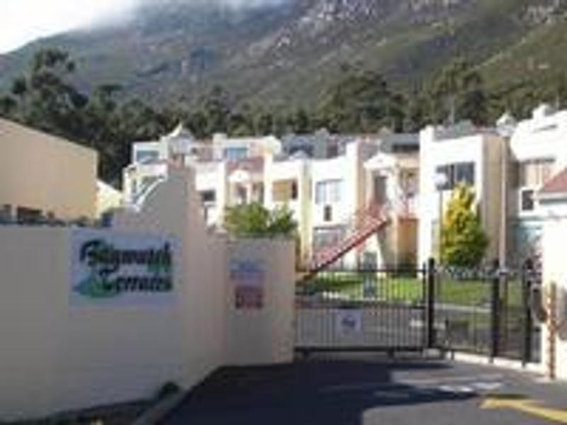 2 Bedroom Property for Sale in Gordons Bay Western Cape